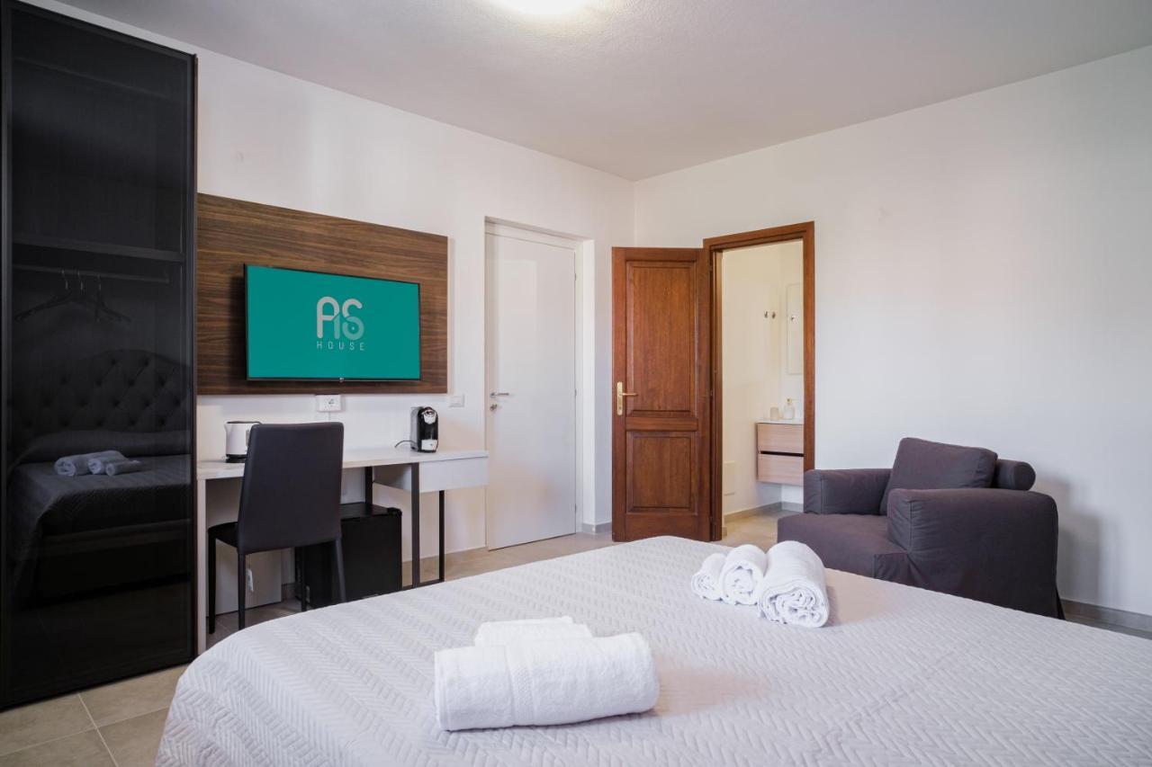 Hotel As 10 House à Olbia Extérieur photo